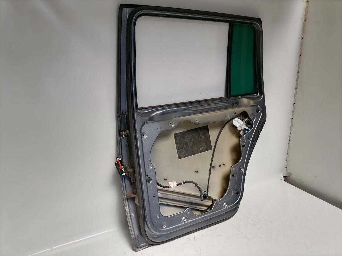 VW Touran 1T original Tür hinten rechts LD7X-Platinum Grey Rohbau Bj.2004